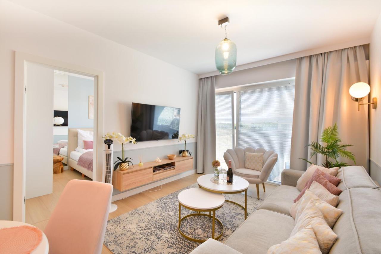 Klif Apartamenty Polanki Aqua 코워브제크 외부 사진